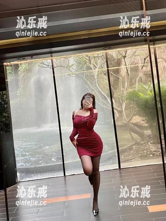 洁己u 微密圈 - 一秒爱上洁己u的油亮,理智根本hold不住这原图!