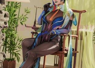 洛璃LoLiSAMA校服写真：你有没有想过，教室里也能拍出大片？