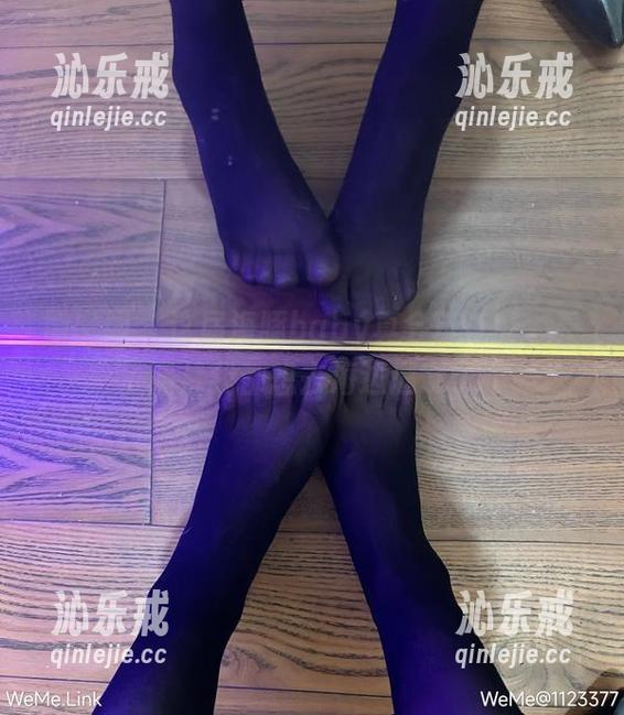 海豚baby 微密圈 - 这届海豚baby真会玩泳装,看了照片我都想去海边遛弯了!