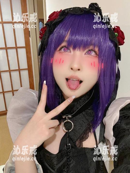 清水由乃 看!清水由乃在女神的套图中飘来飘去,好想给她打个招呼!
