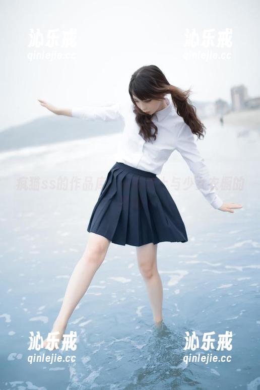 疯猫ss的作品库：小粉护士与少女衣橱的碰撞