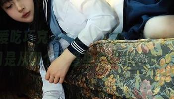 白莉爱吃巧克力你这牛仔裤，让我真想问问是从哪个动漫里走出来的扮演？