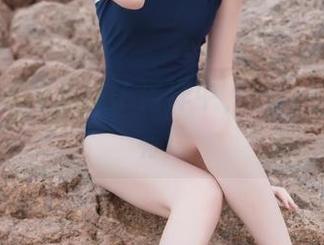 祖木子沉浸在袜子海洋中，cos与图包全有！