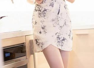 秀人网 - 没想到免费也能收获Erikaki瑜伽的美，来吧，让我再瞅一眼，再延续这一份小小的瞎想。