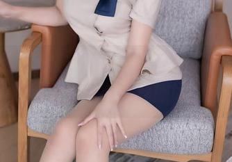 秀人网 - 圣诞才不仅仅是狂欢，Suki_baby的图集中藏着一丝撒娇的灵动。