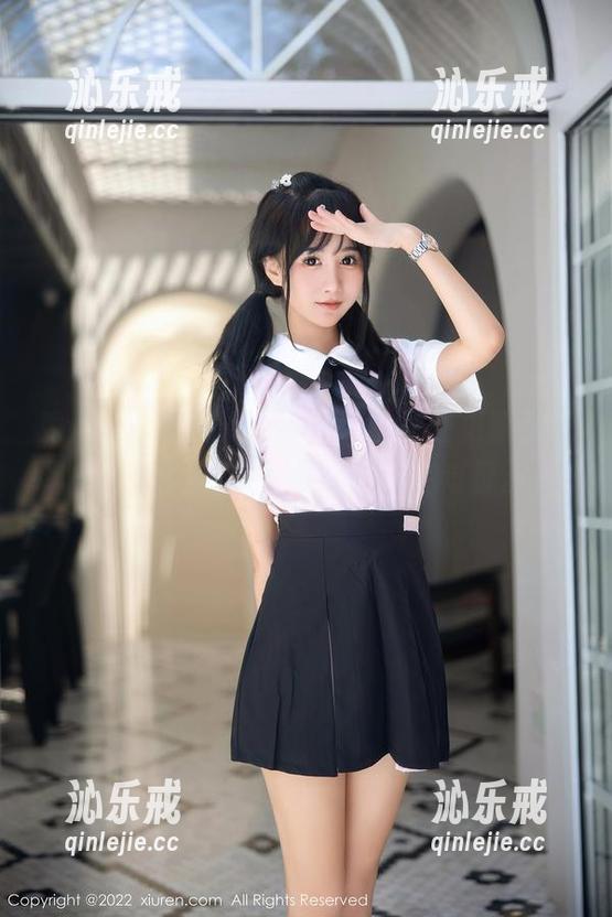 秀人网-小蛮妖_honey 秀人网 - 小蛮妖_honey的美图更新引发了我的小骚动,温柔得有点过份。