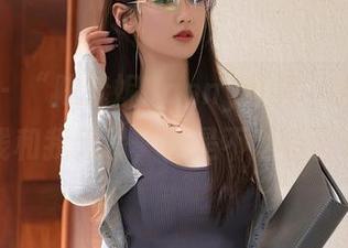 秀人网 - “陈梵妮Fanny红裙”合集，光线和我无缘，倒是不乏色彩哦