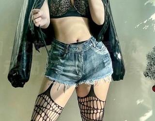 微密圈 - 艾拉·isla的写真教材:只需三元牛奶,竟然也能如此美!