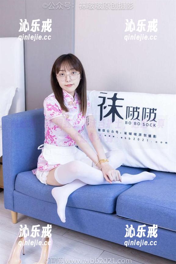 袜啵啵 - 不跟我说小沫当护士，这组写真根本想象不到