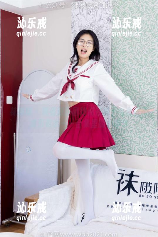 袜啵啵-甜甜圈 袜啵啵 - 观看甜甜圈如何在鞋子与丝袜间游刃有余——合集里的小细节