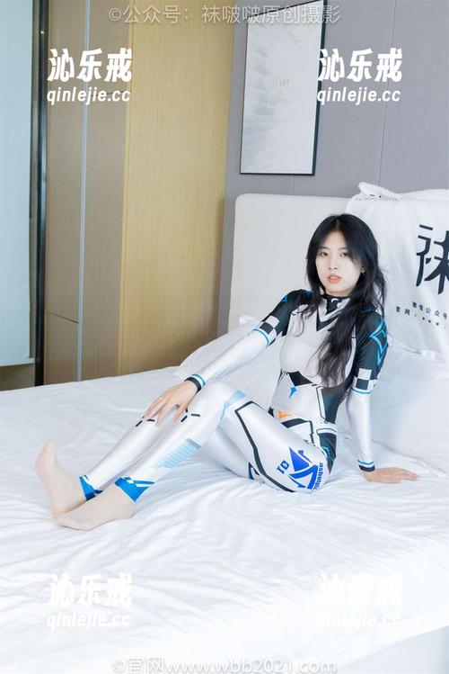 袜啵啵 - 苏苏的运动时光分享：体操服下的独特风景
