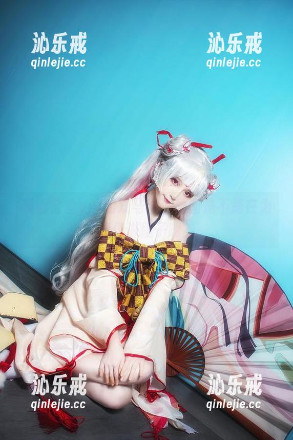 金鱼yui 观看金鱼yui的双马尾,原图是不是在为我们讲段子啊?