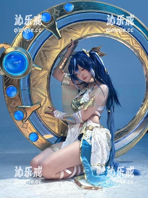 那种质感啊，阿薰kaOri双马尾原图速速分享，不然我自己都看不够！