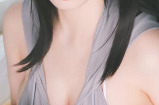 就问你，图集里那件睡衣是有多仙，陌陌咕咕咕能把它穿出花来吗？