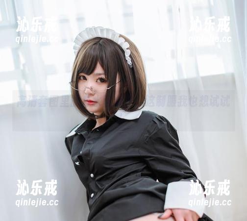 高清套图里的青水百合子：这制服我也想试试！