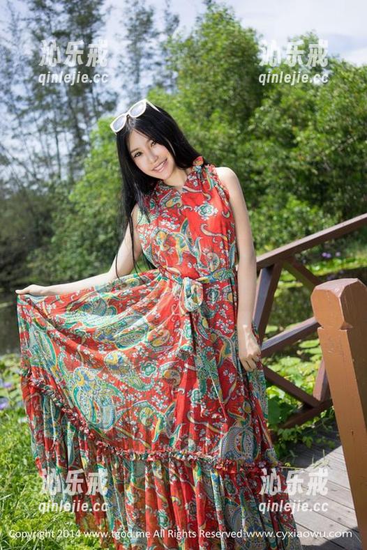 青豆客-婕西儿 青豆客 - 在婕西儿的白色写真里,分享一场无与伦比的白开水体验。