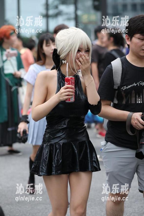 魔镜街拍-艾小青 魔镜街拍 - 高清写真集就在这里,艾小青在漫展的风头也太强了吧?