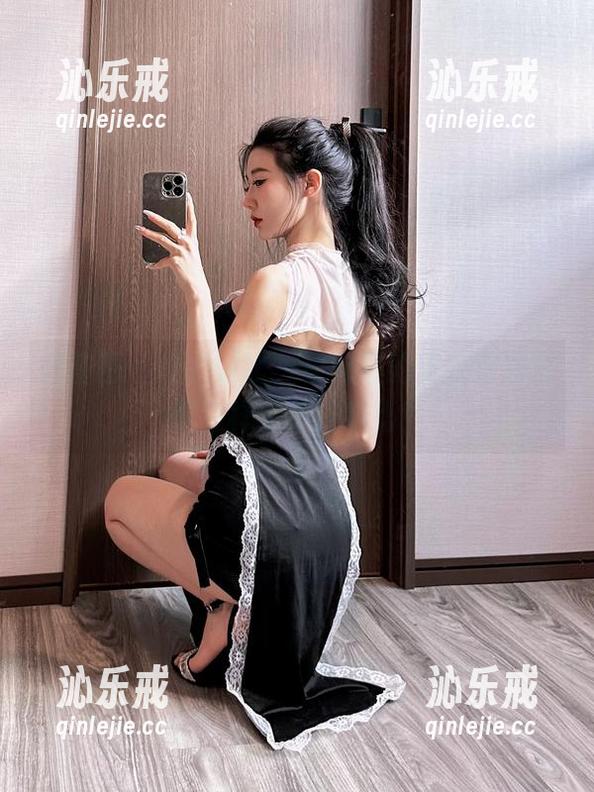 微密圈 - 在线对比，黎允熙的皮衣这到底是怎样的养成秘籍？