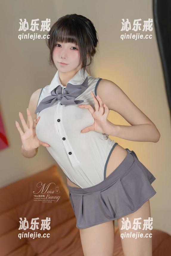 黏黏团子兔 新图集!“黏黏团子兔”的巴黎漫游,一只会黏的兔子也能撩到帅哥!